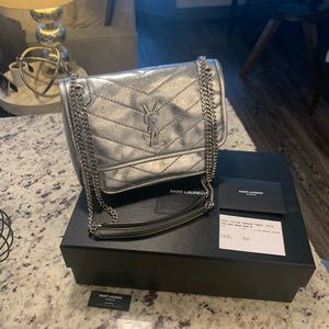 YSL SAC MNG NIKI B